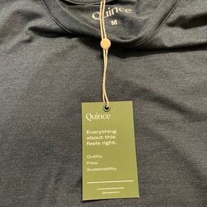 New with tags Quince men’s t shirt